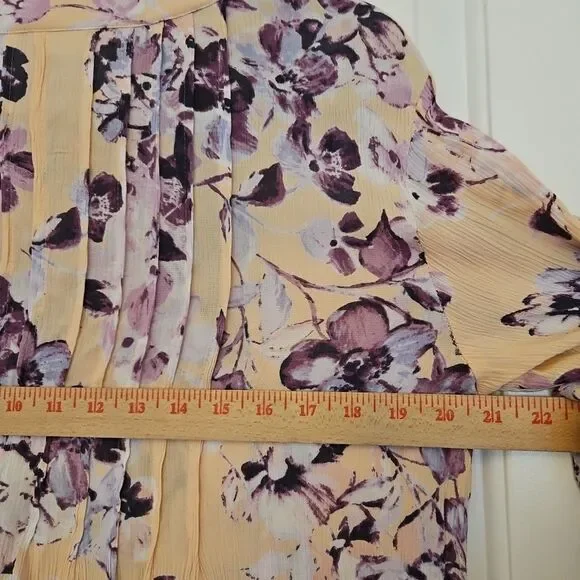 J. Jill Pintucked Bell Sleeve‎ Floral Purple Peach 3/4 Sleeve Tunic Top size Sm. - Picture 8 of 10
